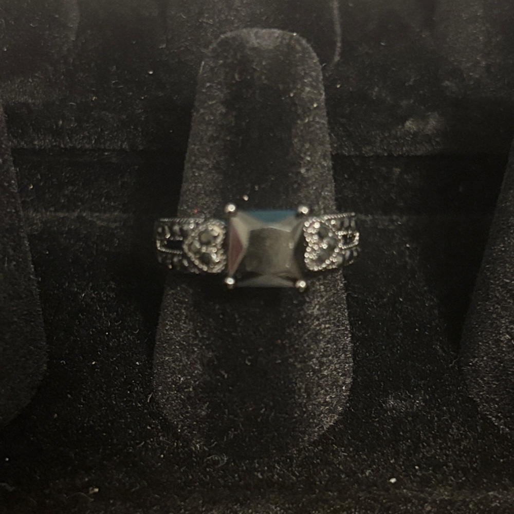 Elegant Black 2-piece Women's Ring Set